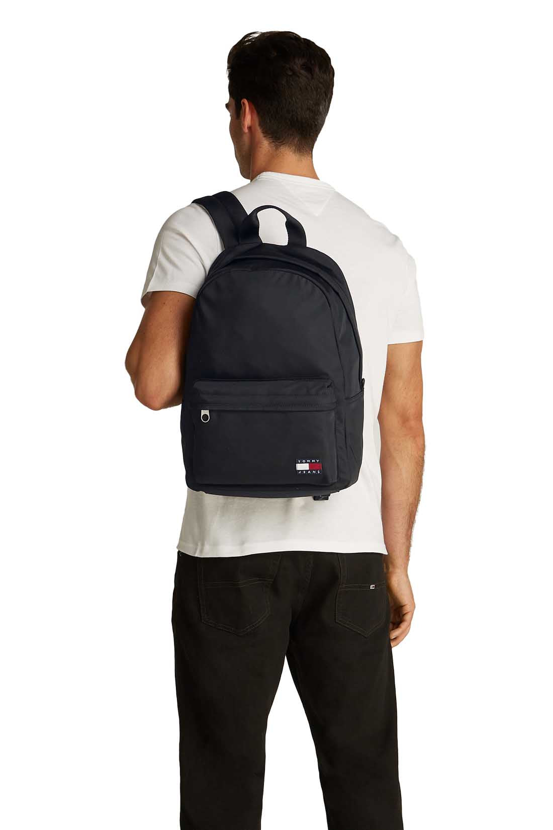 TOMMY JEANS - Zaino uomo Essential con logo-8