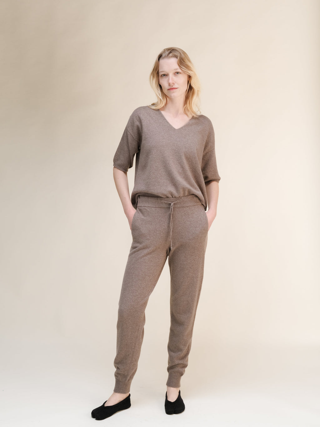Cashmere Mix V-Neck T-Shirt (3D-Knit)